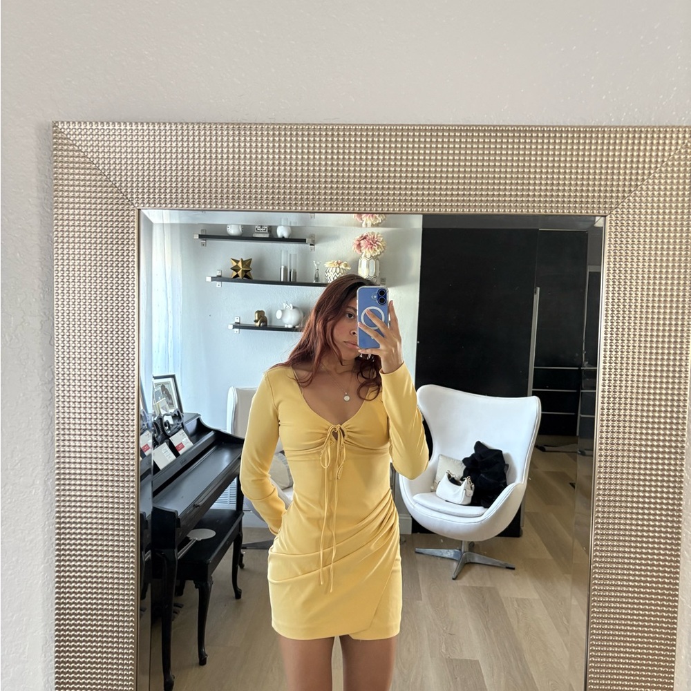 Elegant Cream Long Sleeve Dress
